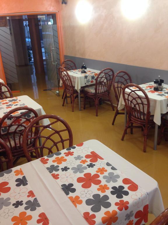 Hotel Biju Burgas Esterno foto