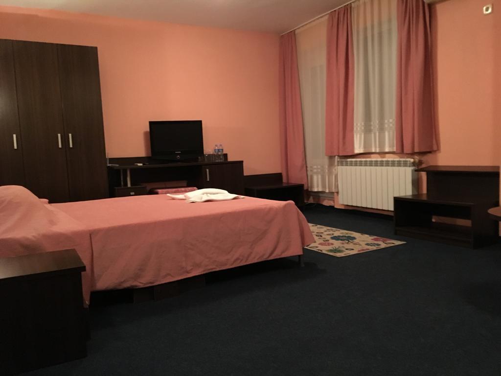 Hotel Biju Burgas Esterno foto