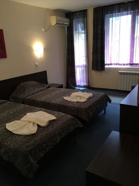 Hotel Biju Burgas Esterno foto